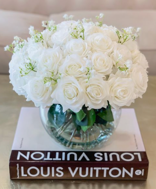 Yacht Eternal Rose Arrangement